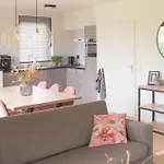 بيت للعطل Goldenescape 6p Vip Met Royale Tuin En Hottub *
