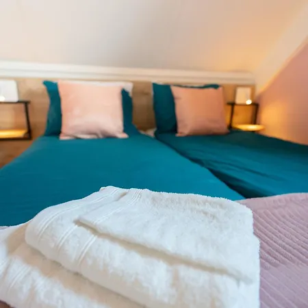 6p Vrijstaand Met Royale Tuin En Hottub Ferienhaus Ewijk