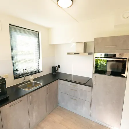 Goldenescape 6p Vrijstaand Met Royale Tuin En Hottub