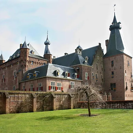 6p Vrijstaand Met Royale Tuin En Hottub Holiday home