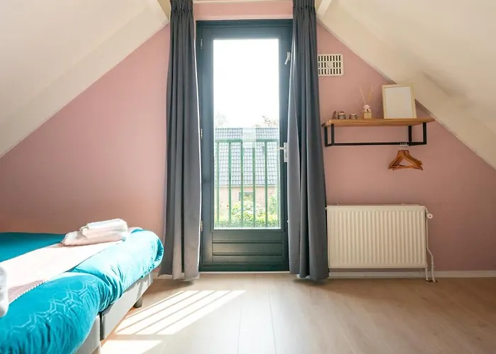 Goldenescape 6p Vrijstaand Met Royale Tuin En Hottub Casa vacanze Ewijk