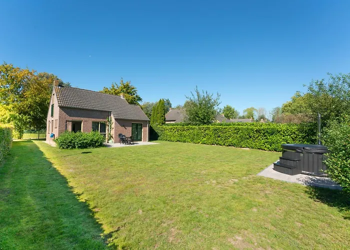 Goldenescape 6P Vip Cottage Met Royale Tuin En Hottub Holiday home Ewijk