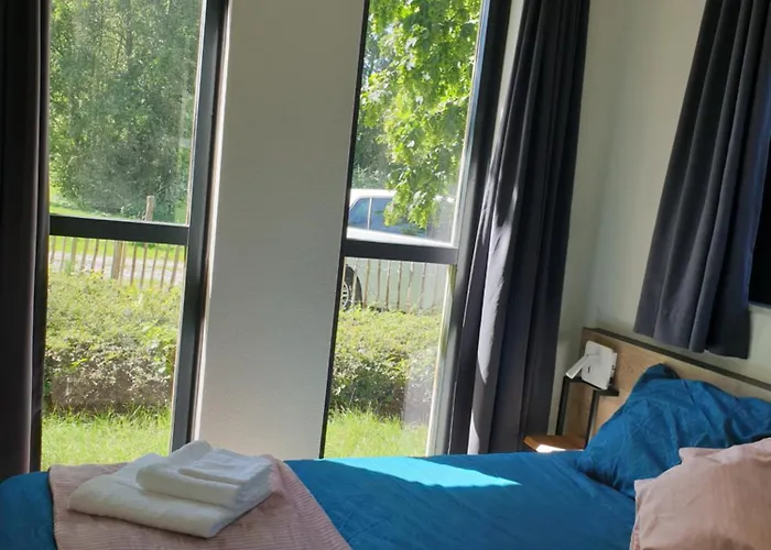 Goldenescape 6p Vrijstaand Met Royale Tuin En Hottub Ewijk