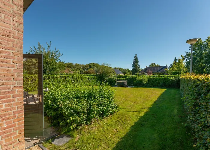 Goldenescape 6p Vrijstaand Met Royale Tuin En Hottub Feriehus Ewijk